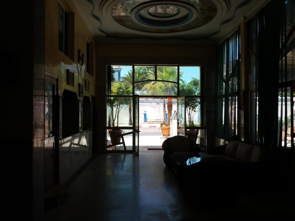 Hotel Choumis Haj Messaoud Larache Esterno foto